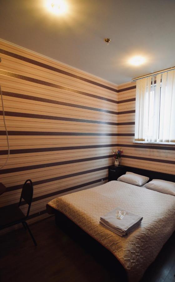 Uno Apart Hotel Kiev Ngoại thất bức ảnh