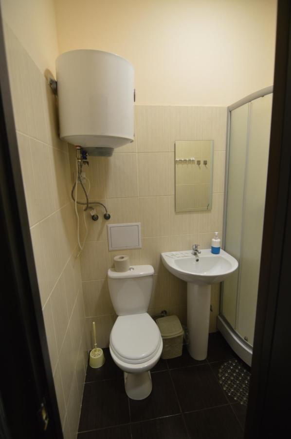Uno Apart Hotel Kiev Ngoại thất bức ảnh