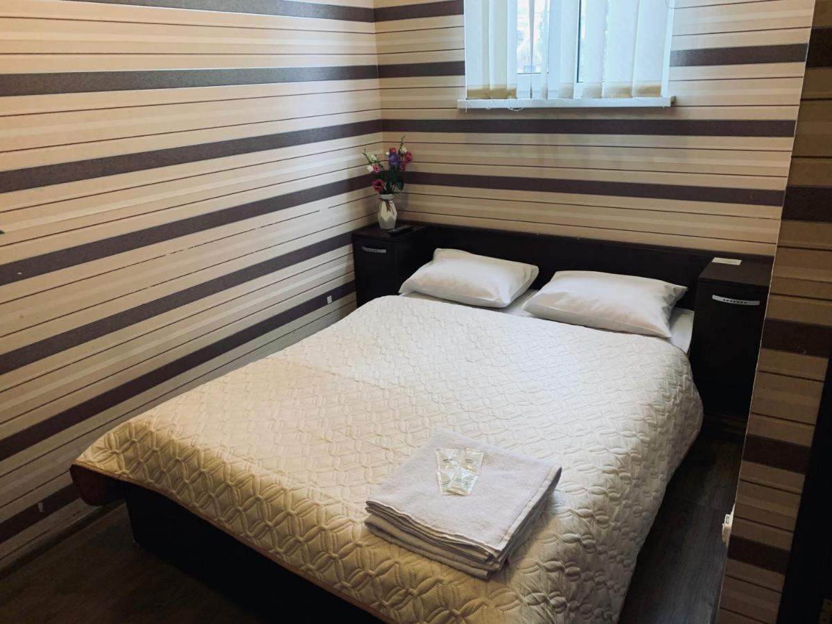 Uno Apart Hotel Kiev Ngoại thất bức ảnh